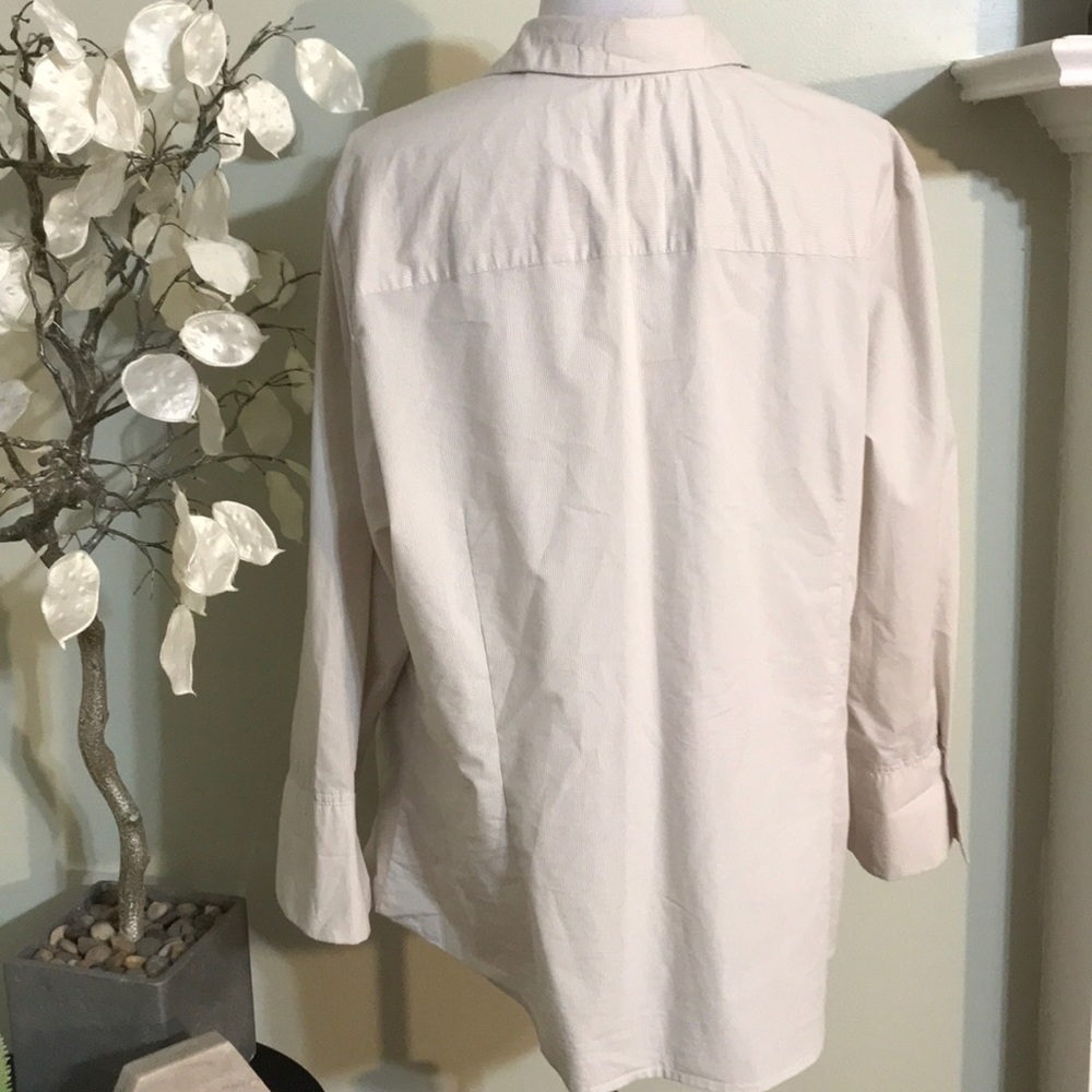 ZAC & RACHEL PLUS SIZE BLOUSE - Picture 5 of 5